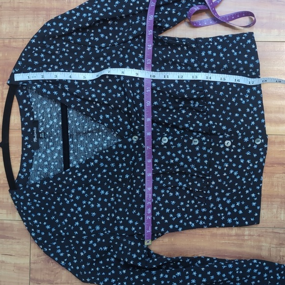 Madewell V-neck button front shirt fits XS blue floral EUC - Picture 8 of 8